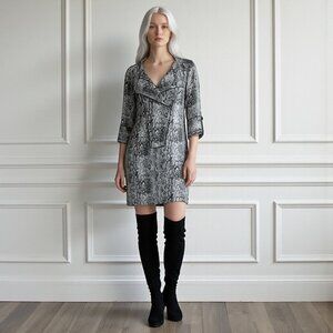 BCBGMaxAzria Snake Print Shift Dress Sz XS Oversized Grey 100% Silk Mob Wife